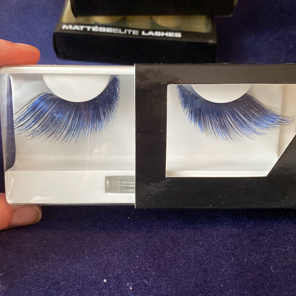 Fantasy False lashes bundle - Picture 7 of 11